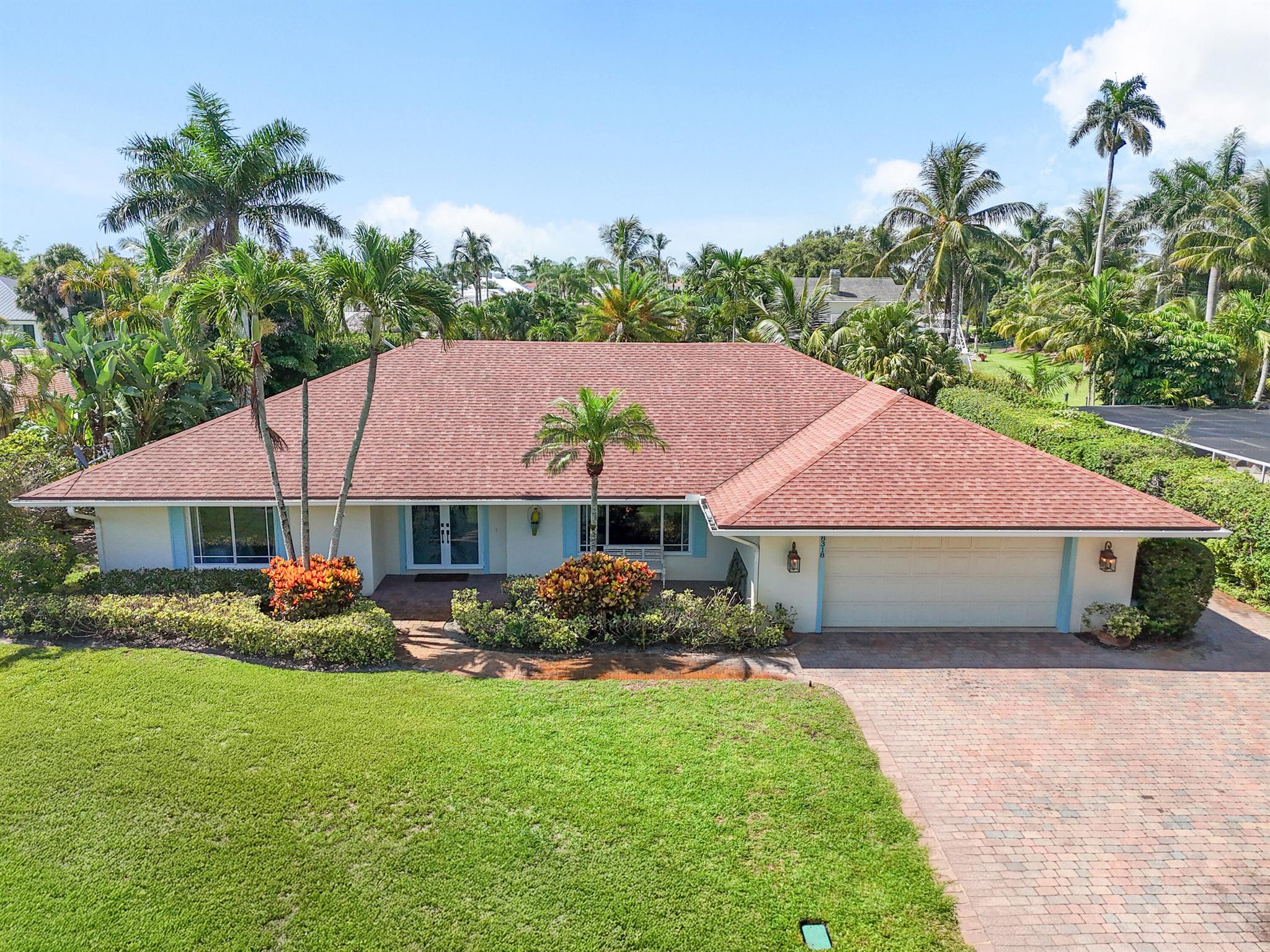 NORTH HOBE SOUND SHORES - Residential
