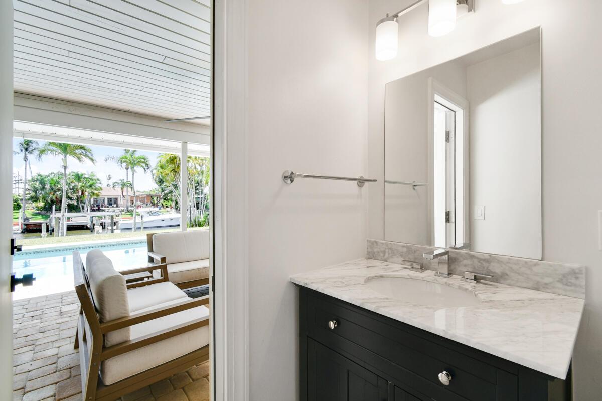 NORTH HOBE SOUND SHORES - Residential
