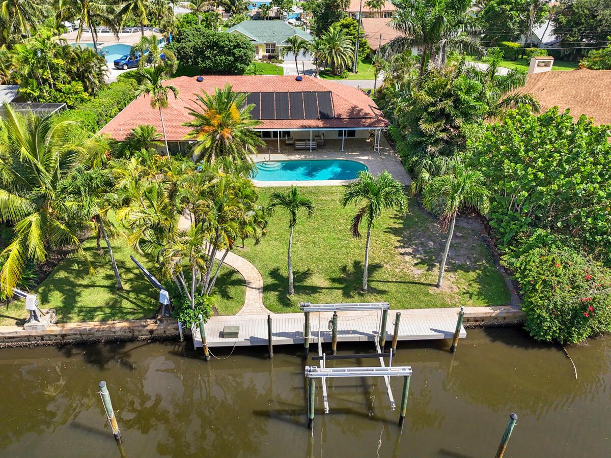 NORTH HOBE SOUND SHORES - Residential