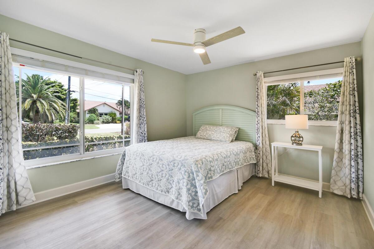 NORTH HOBE SOUND SHORES - Residential