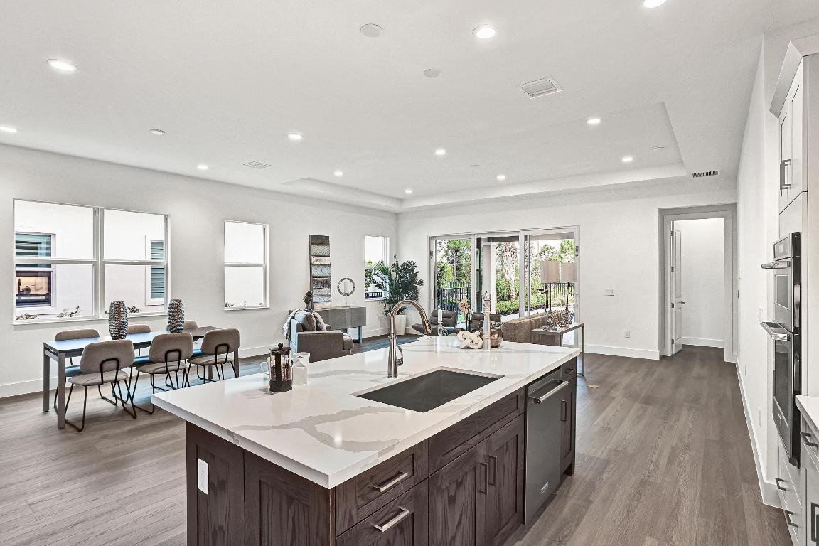 TESORO PLAT NO 15 - Residential