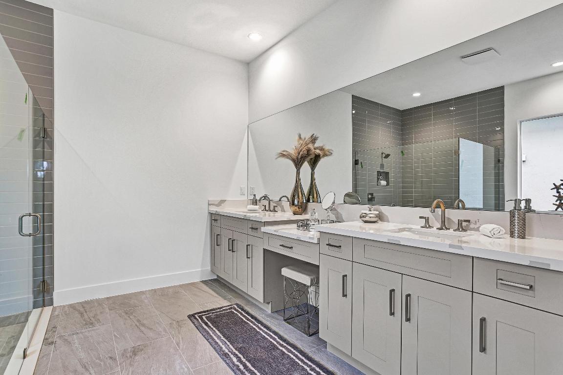 TESORO PLAT NO 15 - Residential