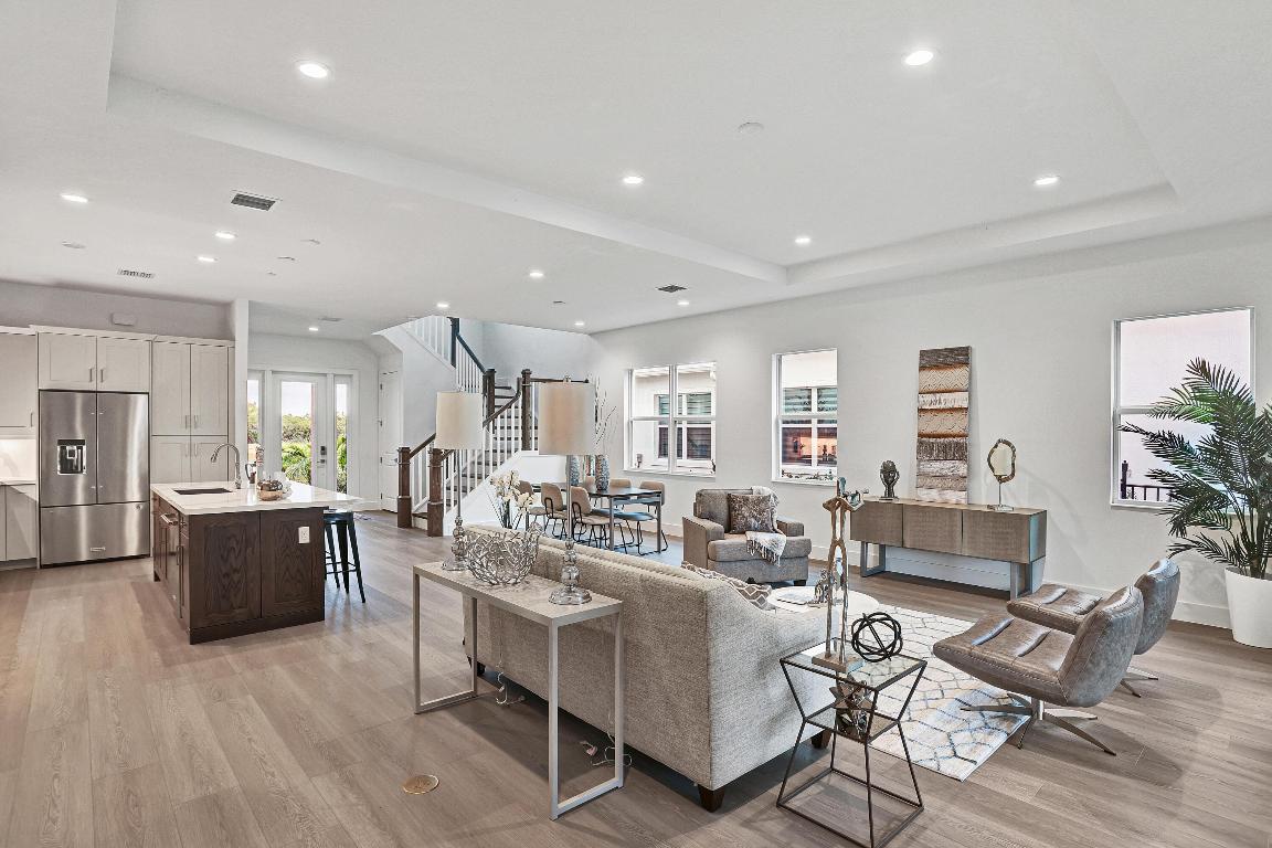 TESORO PLAT NO 15 - Residential