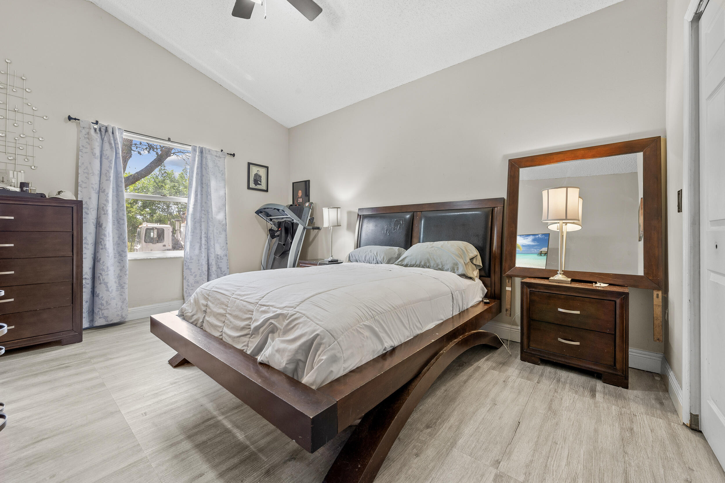 The Acreage - Residential