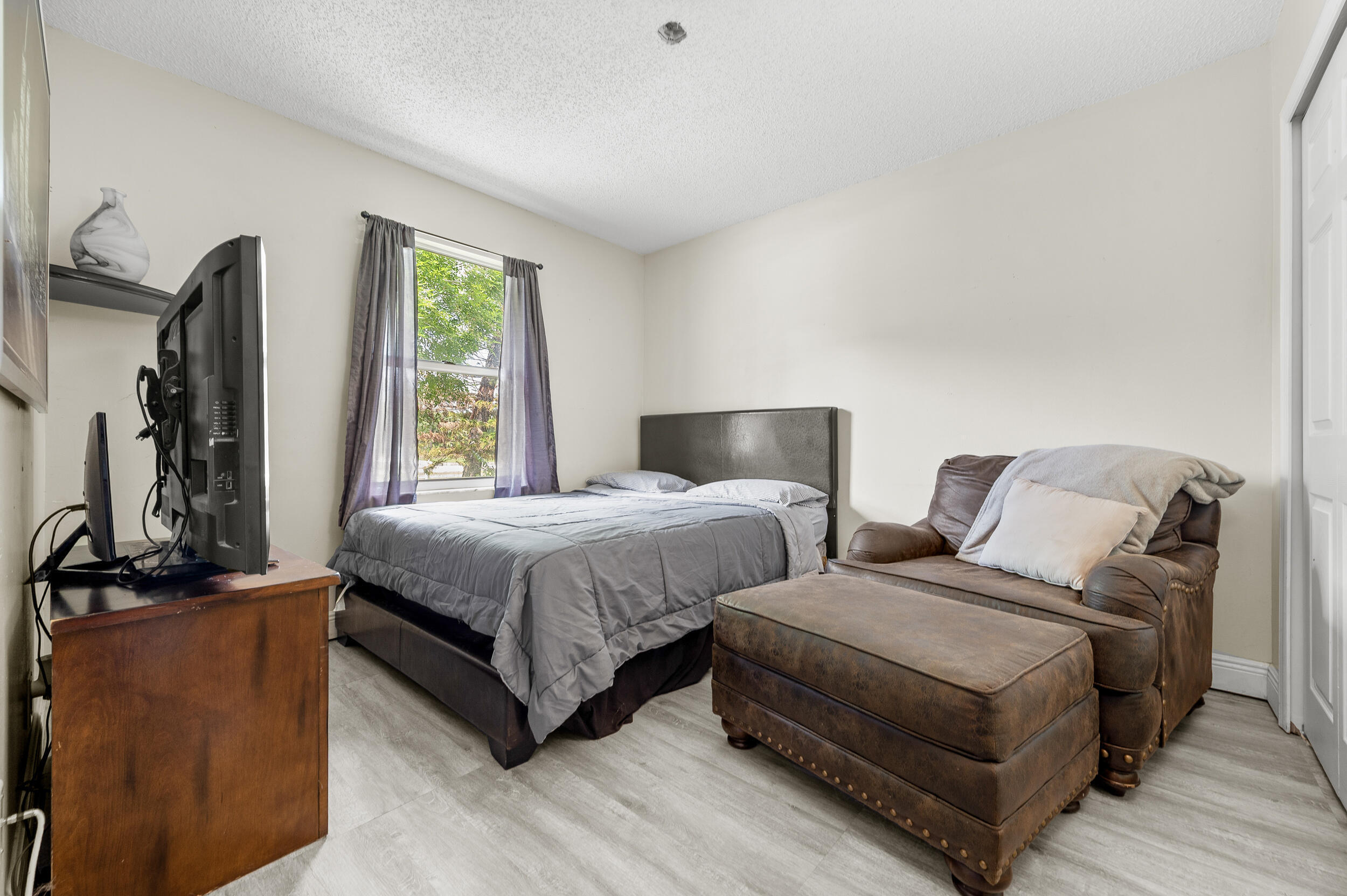 The Acreage - Residential