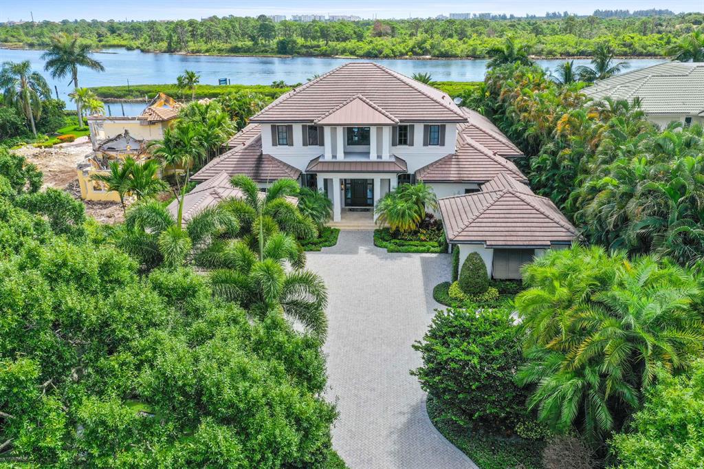 Admirals Cove - Residential