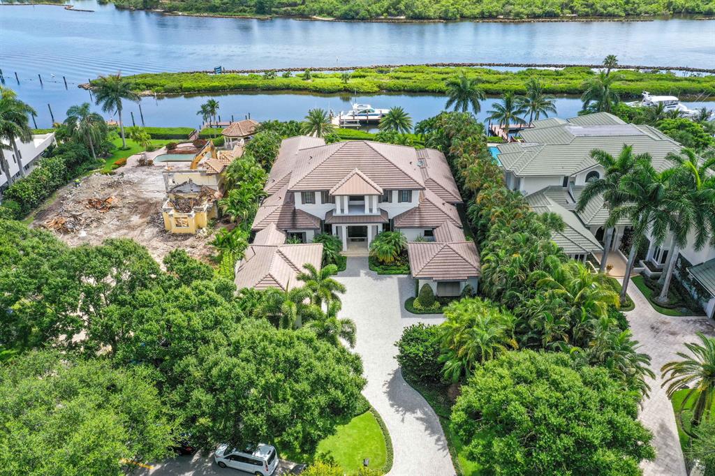 Admirals Cove - Residential