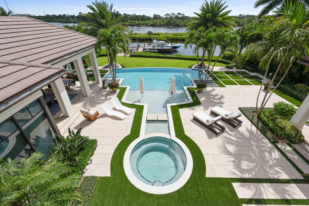 Admirals Cove - Residential