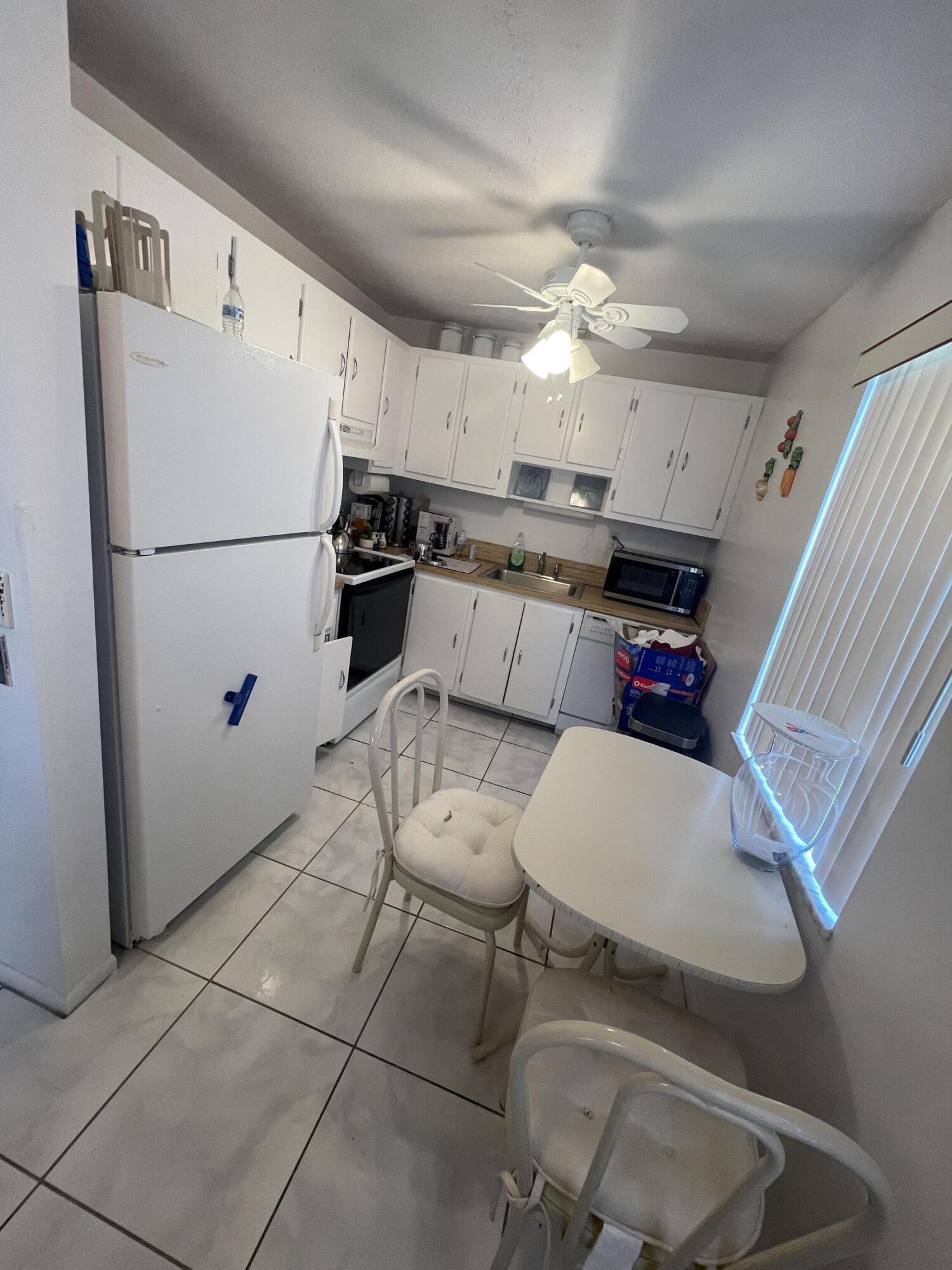 KINGS POINT FLANDERS CONDOS - Residential