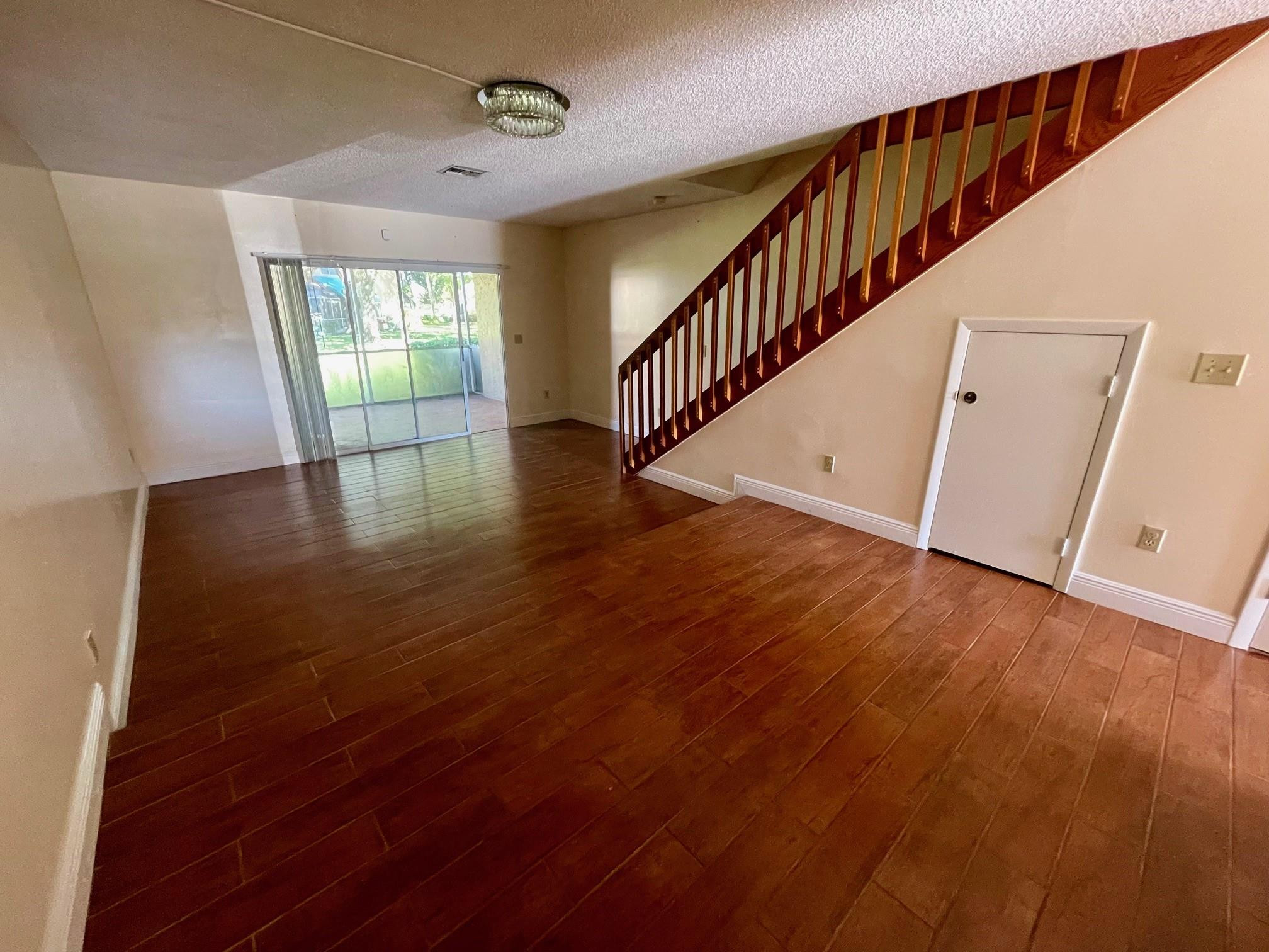 CYPRESS AT WOODMONT III - Residential Lease