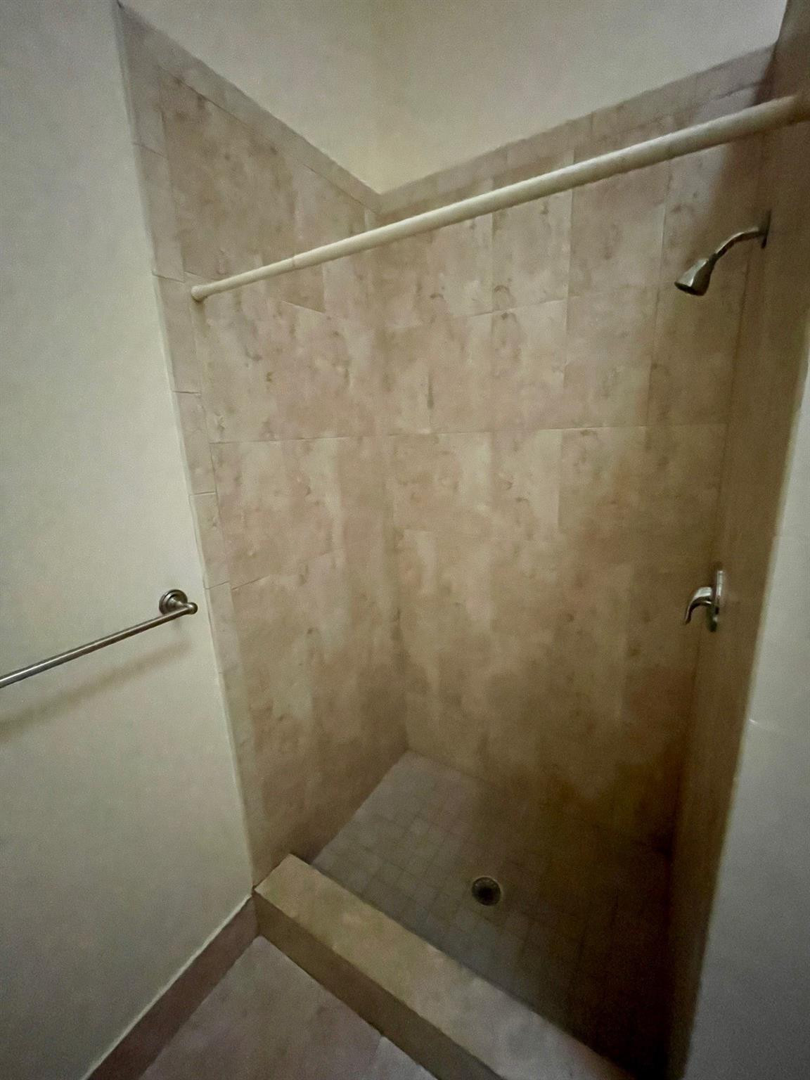 CYPRESS AT WOODMONT III - Residential Lease