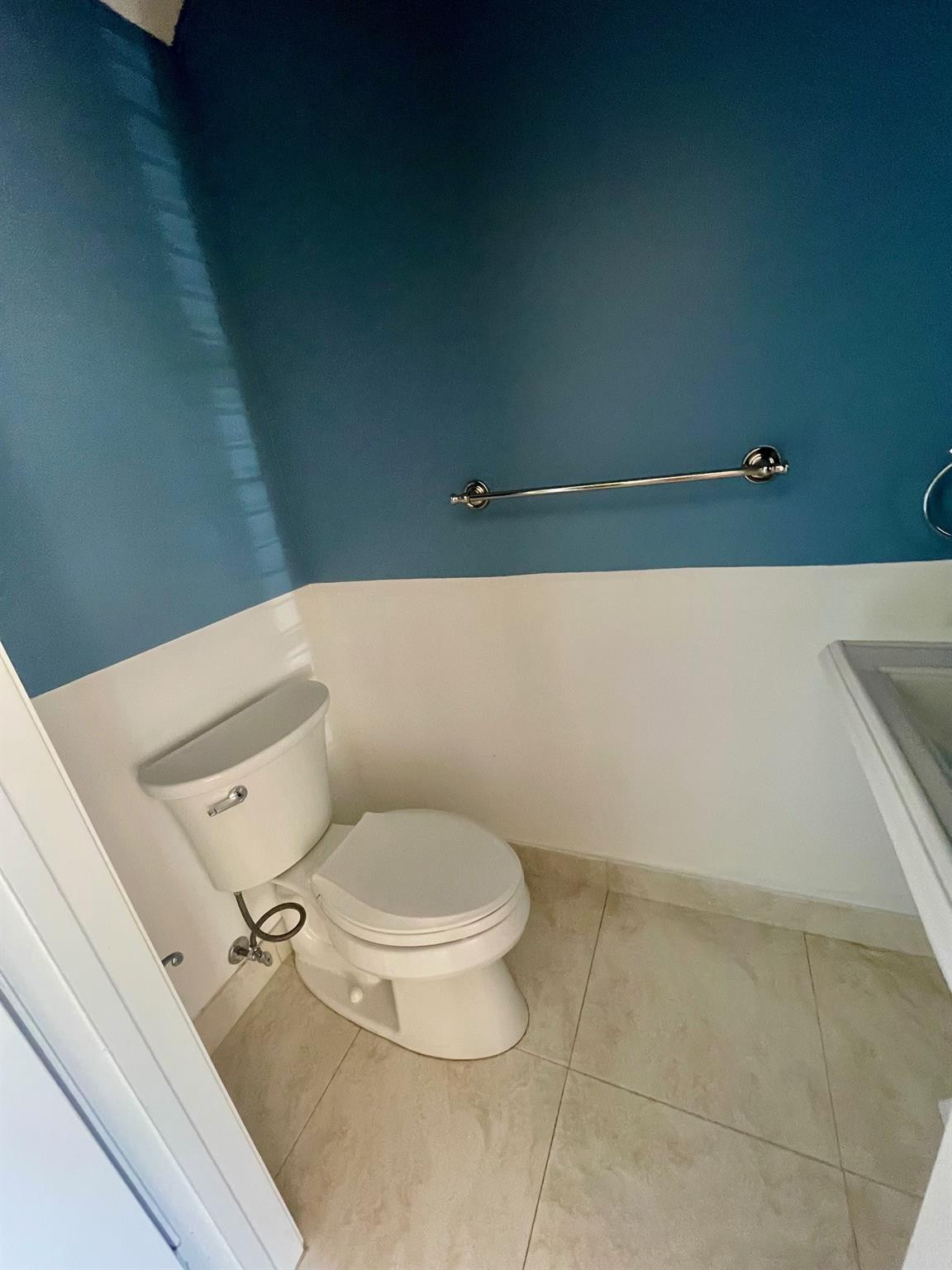 CYPRESS AT WOODMONT III - Residential Lease