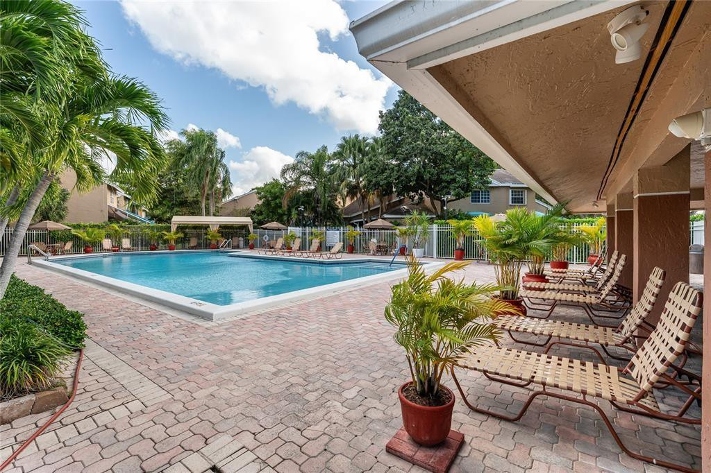 CYPRESS AT WOODMONT III - Residential Lease