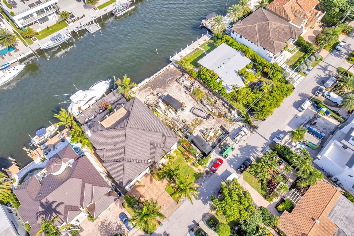 Lauderdale Harbors Sec A - Land