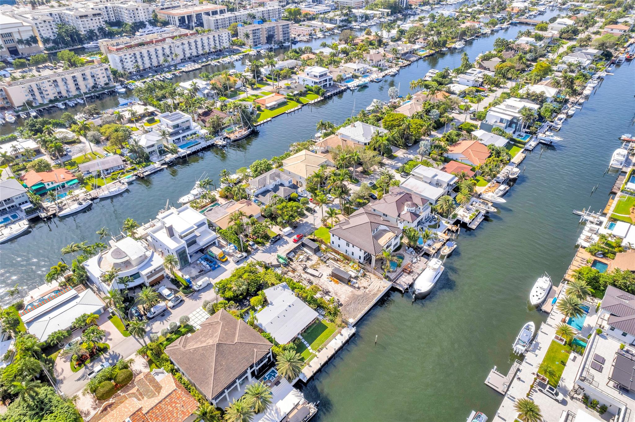 Lauderdale Harbors Sec A - Land