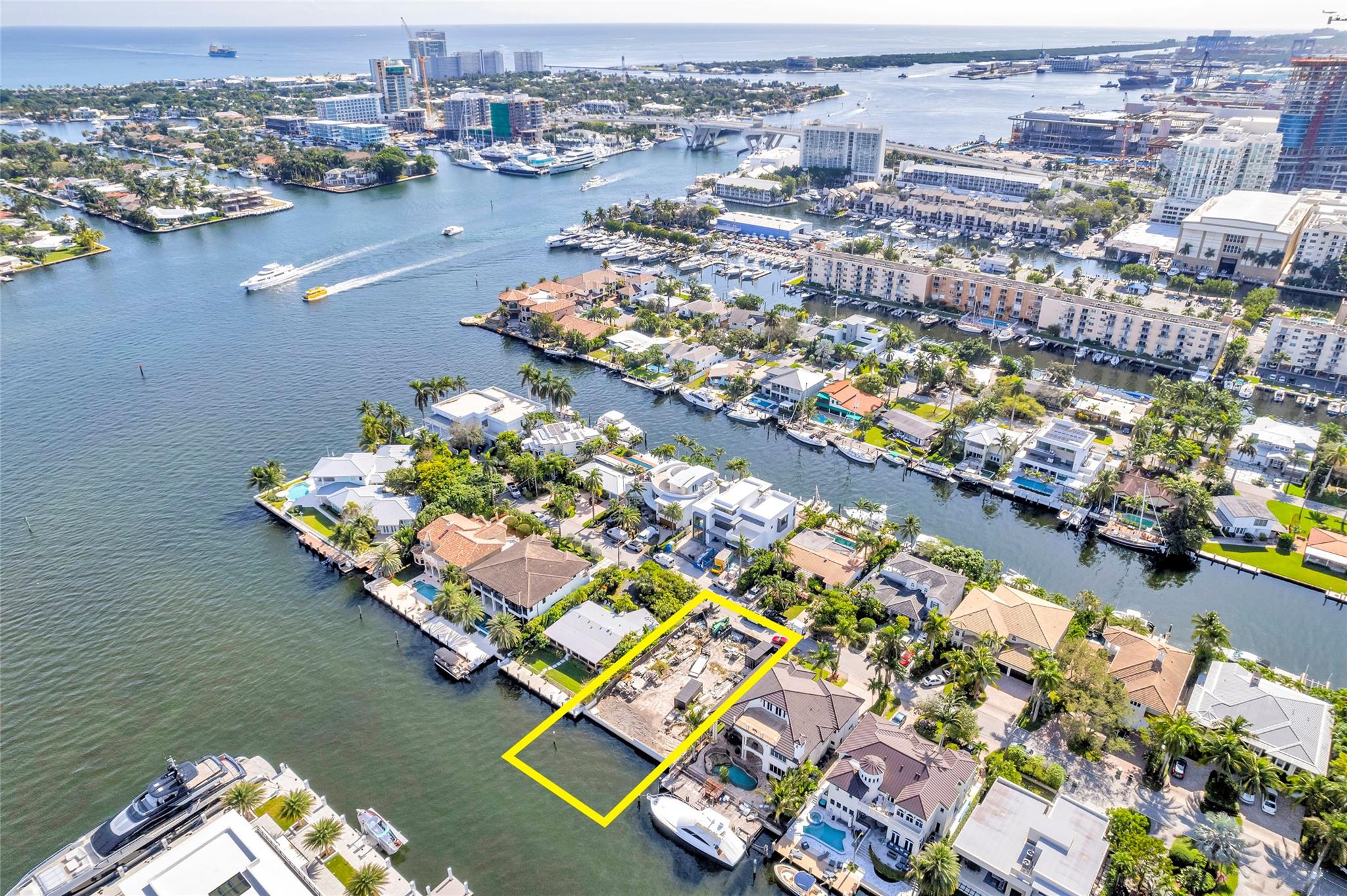 Lauderdale Harbors Sec A - Land