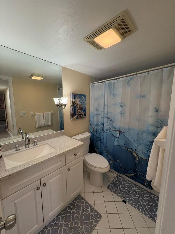 VILLA DORADA CONDO NO 2 - Residential