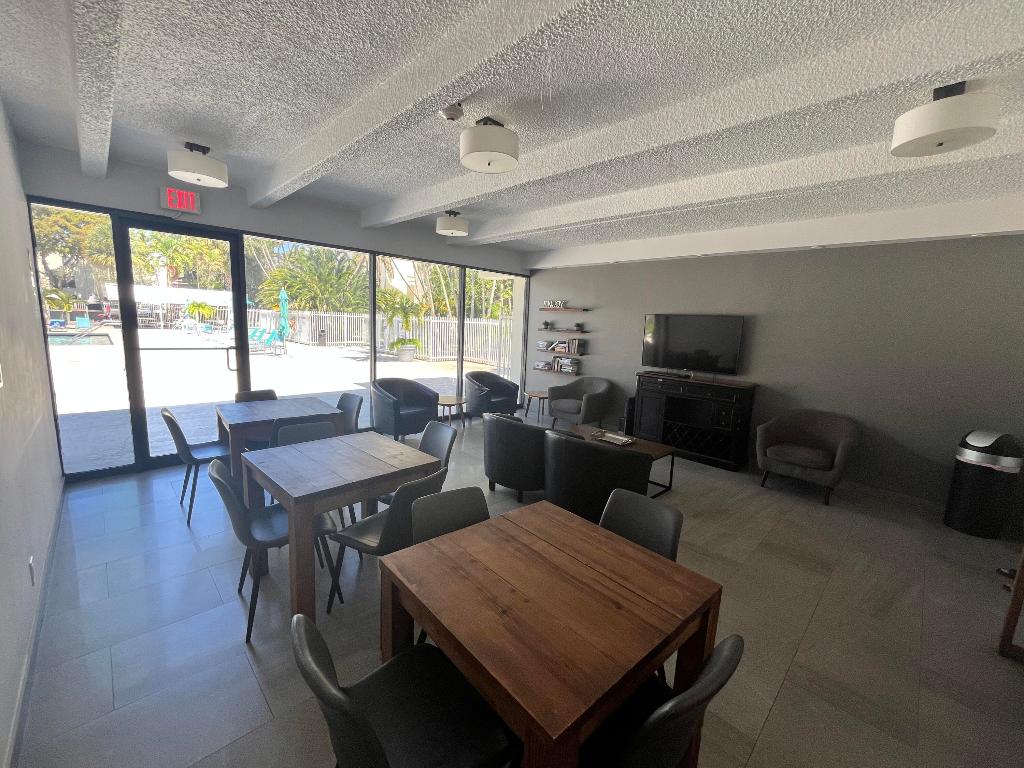 VILLA DORADA CONDO NO 2 - Residential