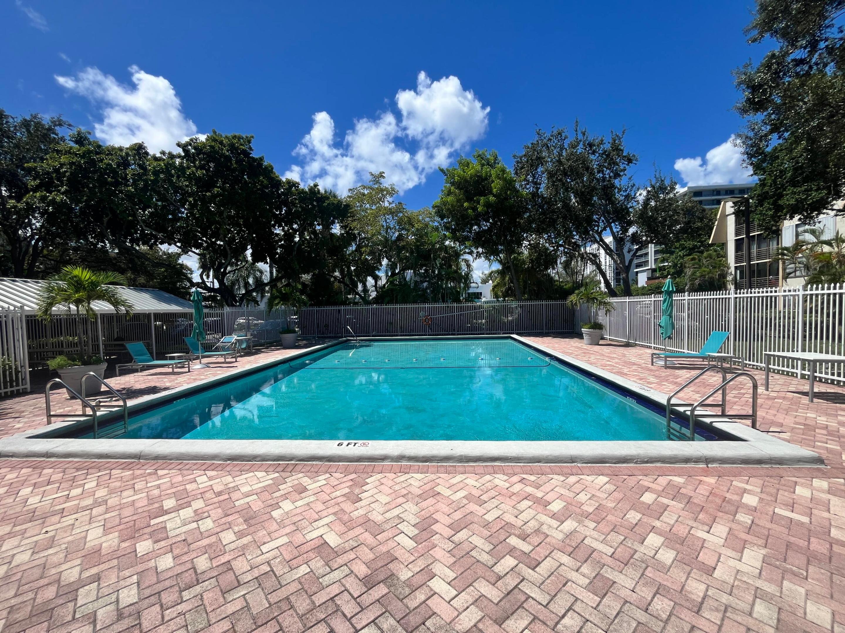VILLA DORADA - Residential