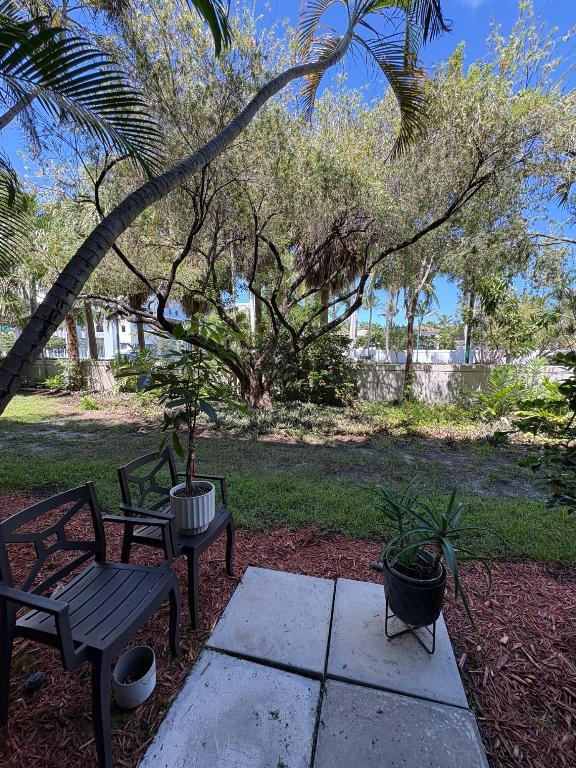 VILLA DORADA CONDO NO 2 - Residential