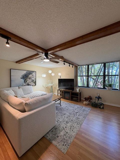 Photo of 20401 NE 30th Avenue #116-8, Aventura, FL 33180 (MLS # R11135309) Photo of 20401 NE 30th Avenue #116-8, Aventura, FL 33180 (MLS # R11135309)