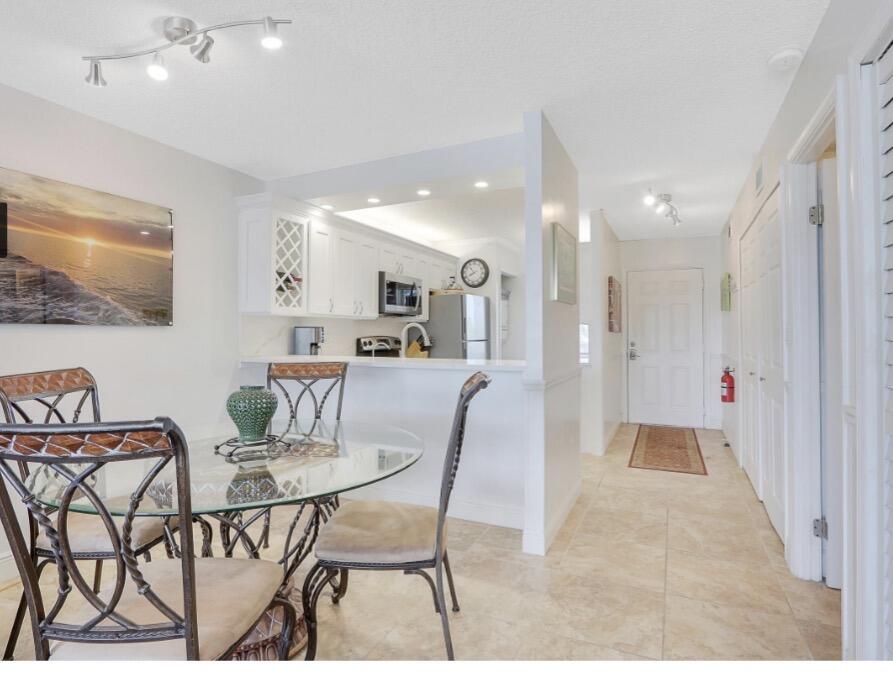 JUPITER BAY - Residential Lease