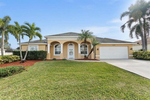 Featured picture for the property R10854976