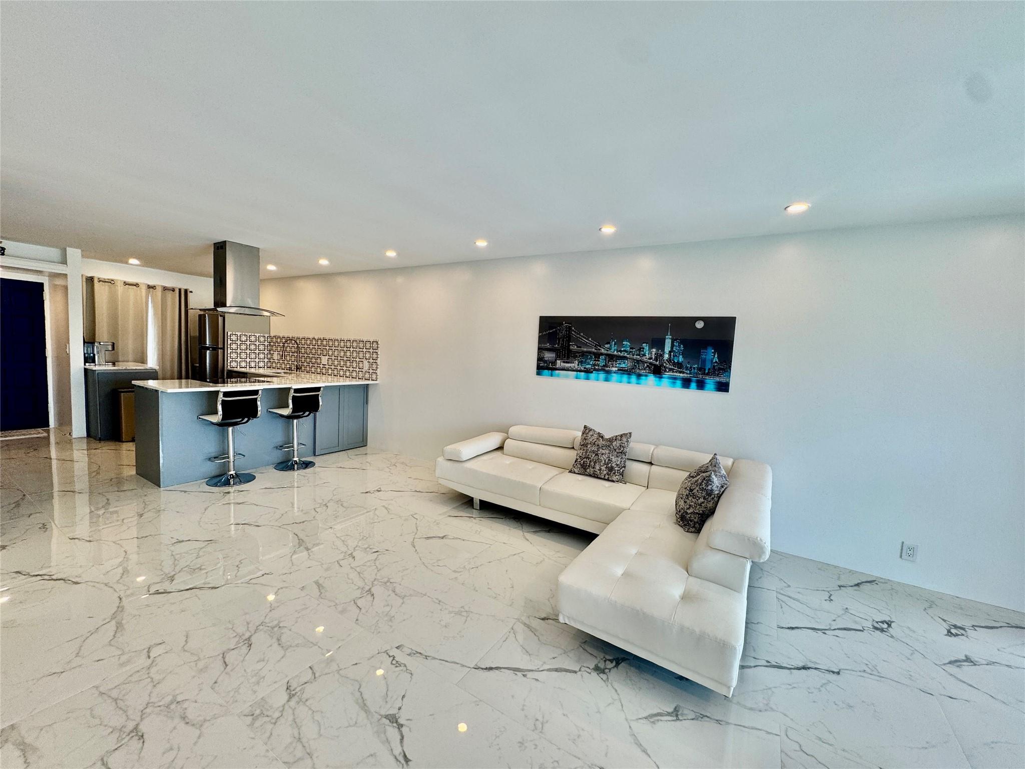 Fountains Palm Beach Cond - Residential Lease