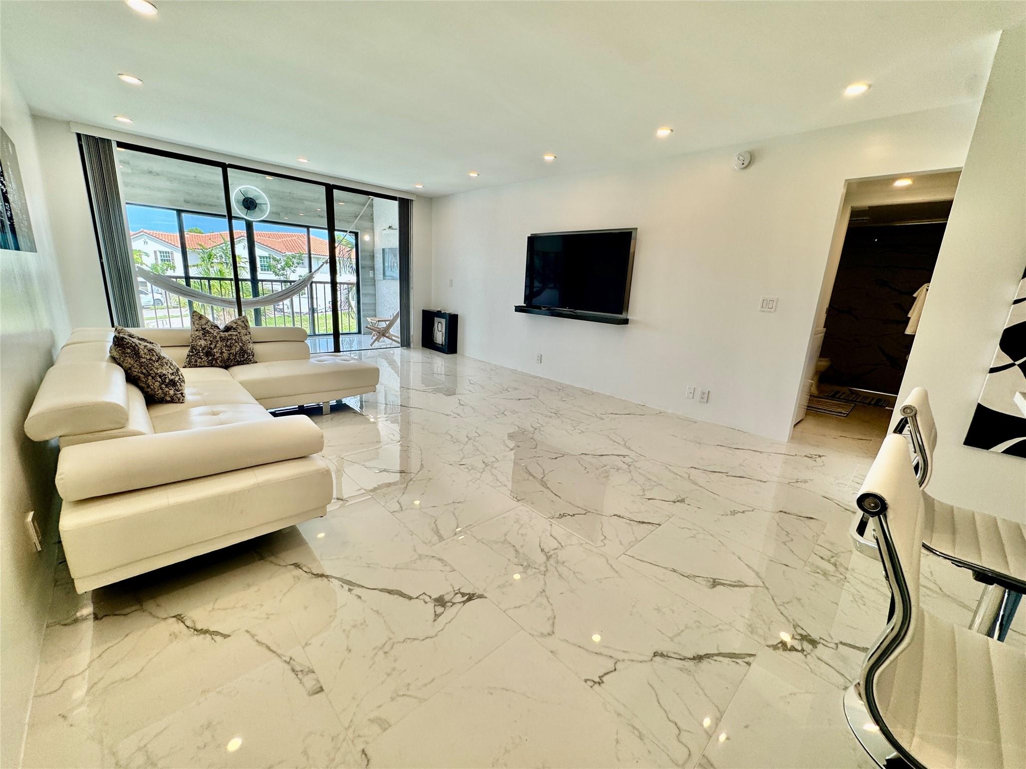 Fountains Palm Beach Cond - Residential Lease