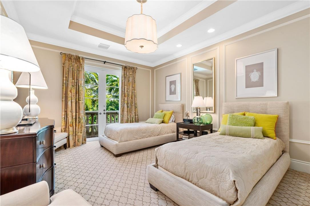 Las Olas Isles - Residential