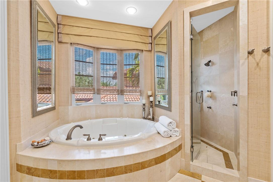 Las Olas Isles - Residential