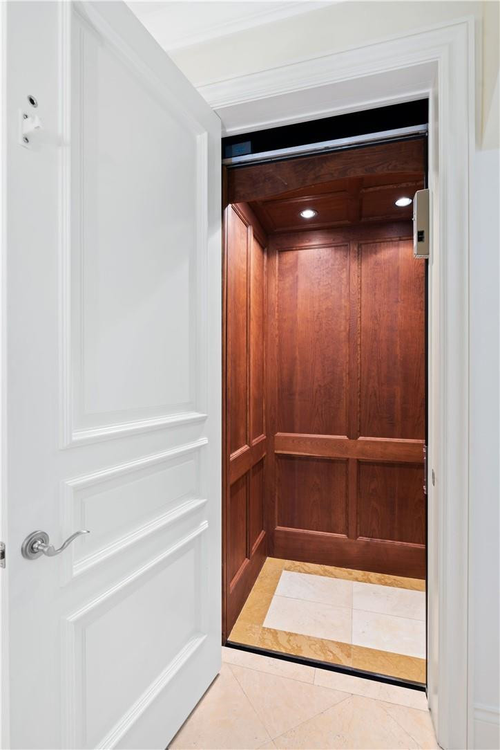 Las Olas Isles - Residential