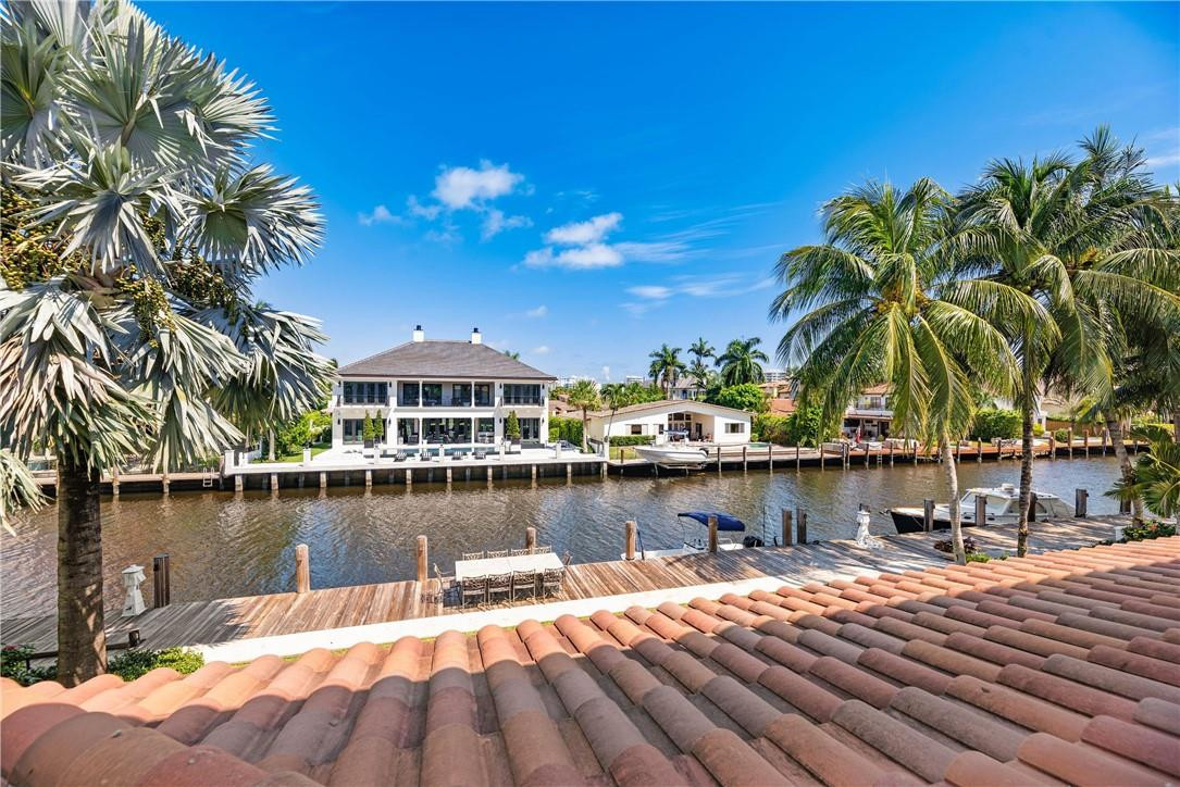 Las Olas Isles - Residential