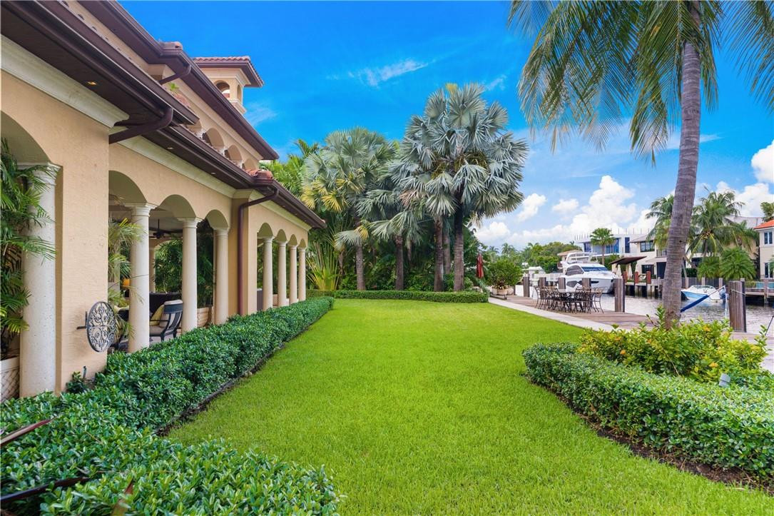 Las Olas Isles - Residential