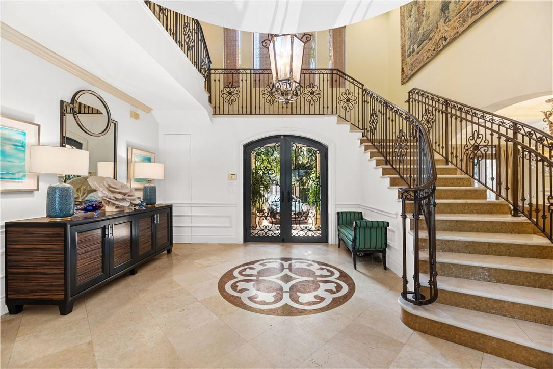 Las Olas Isles - Residential