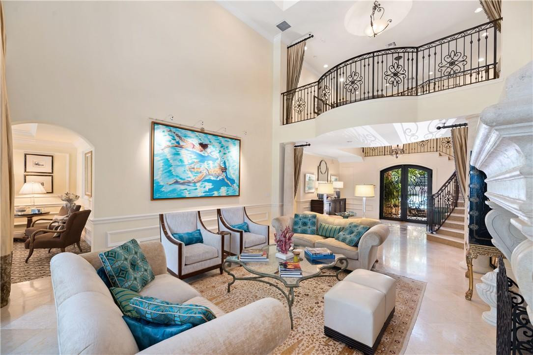 Las Olas Isles - Residential