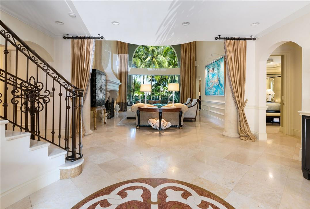 Las Olas Isles - Residential