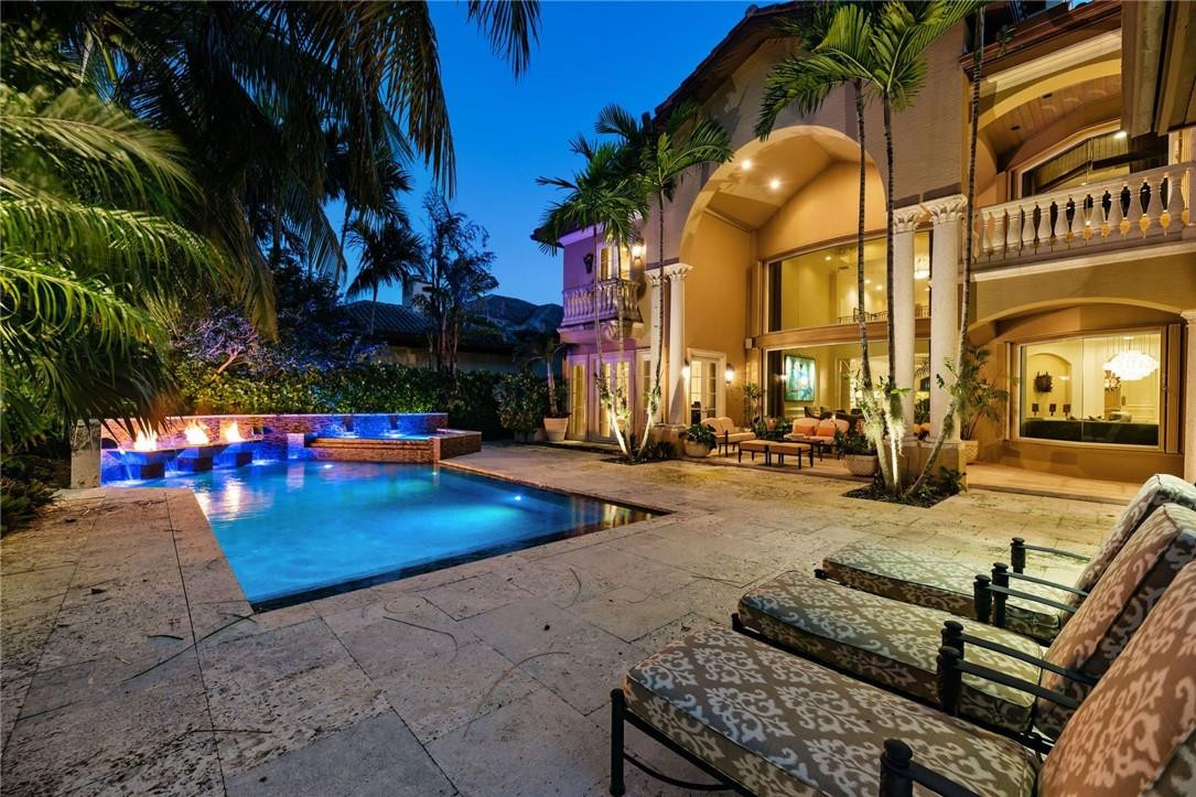 Las Olas Isles - Residential