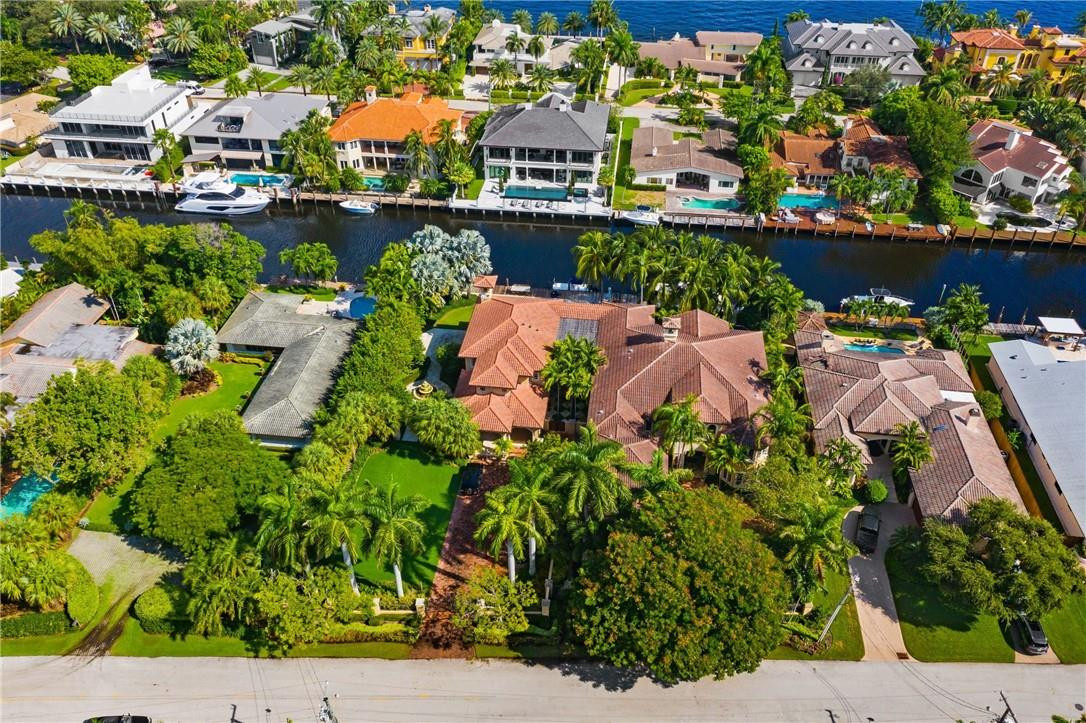 Las Olas Isles - Residential
