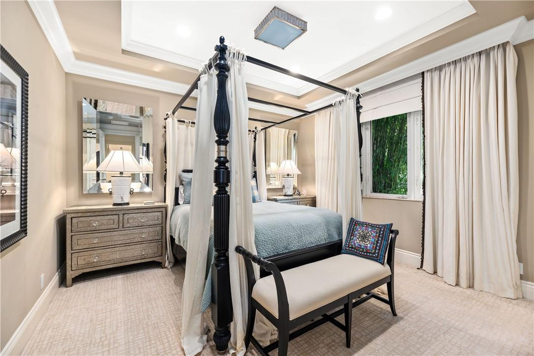 Las Olas Isles - Residential