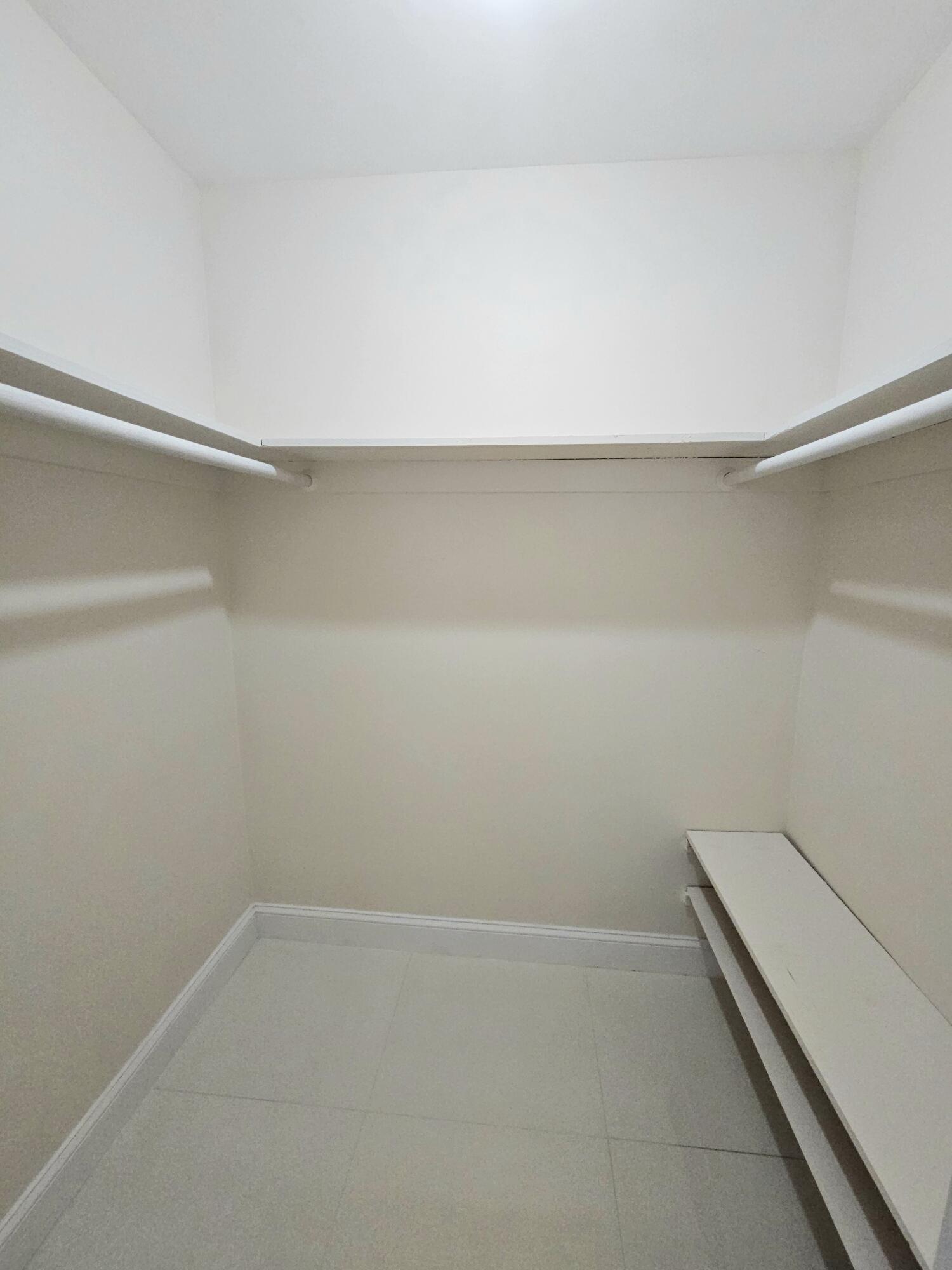 SUBURBANITE SQUARE I CO-OP - Residential