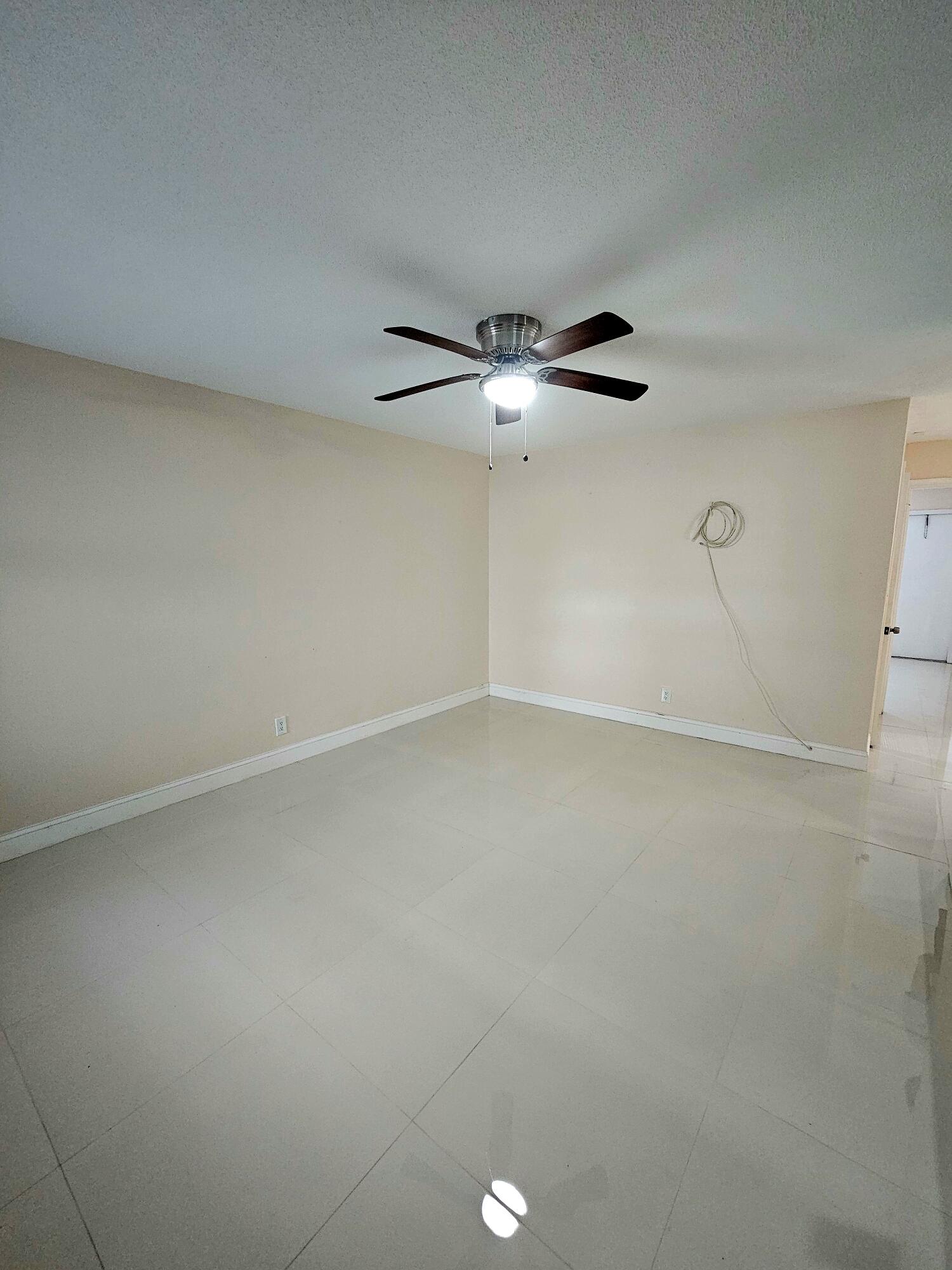 SUBURBANITE SQUARE I CO-OP - Residential