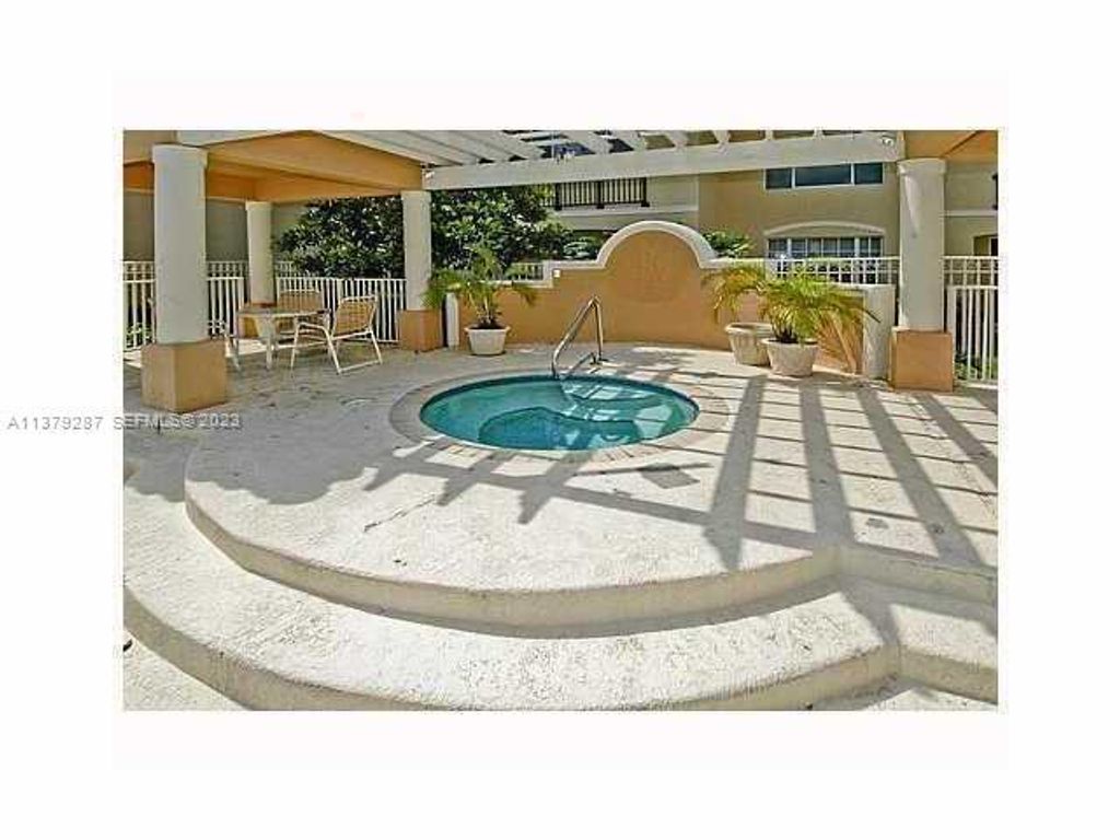 Photo of 781 SW 148th Avenue #1511, Sunrise, FL 33325 (MLS # B26020536)