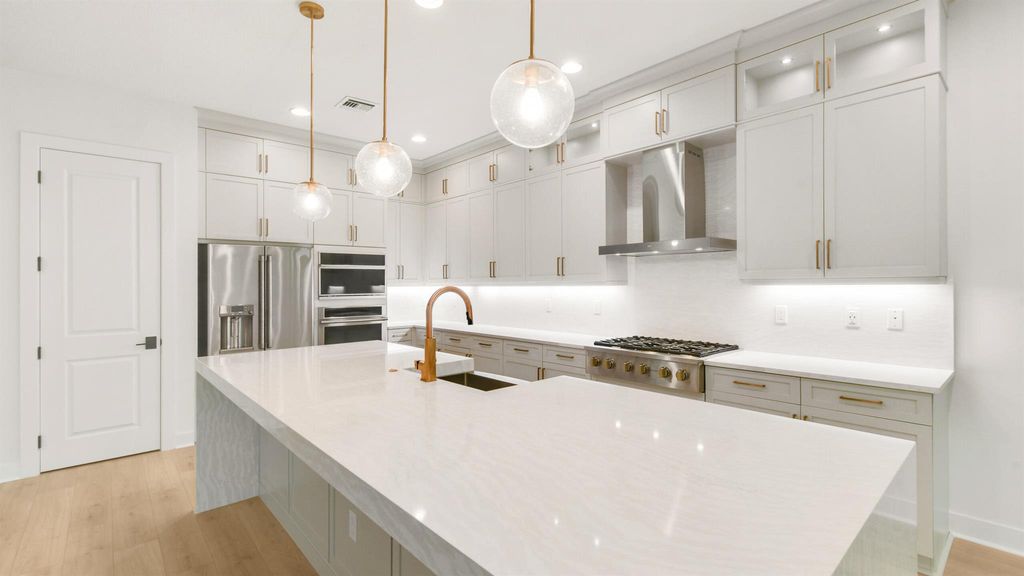 Photo of 13164 Alton Road, Palm Beach Gardens, FL 33418 (MLS # R10988312)