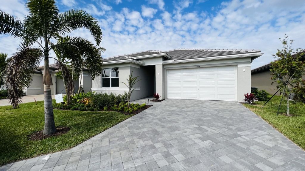 Photo of 11664 SW River Crossing Place, Port St Lucie, FL 34987 (MLS # R11098053)