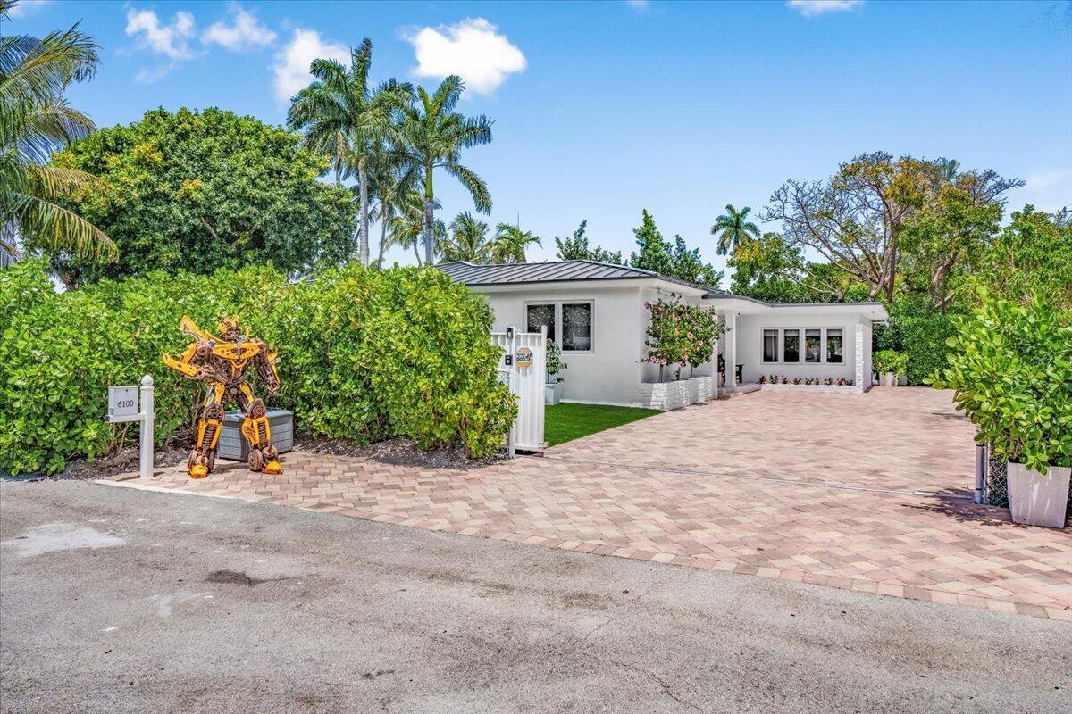 6100 La Gorce Drive