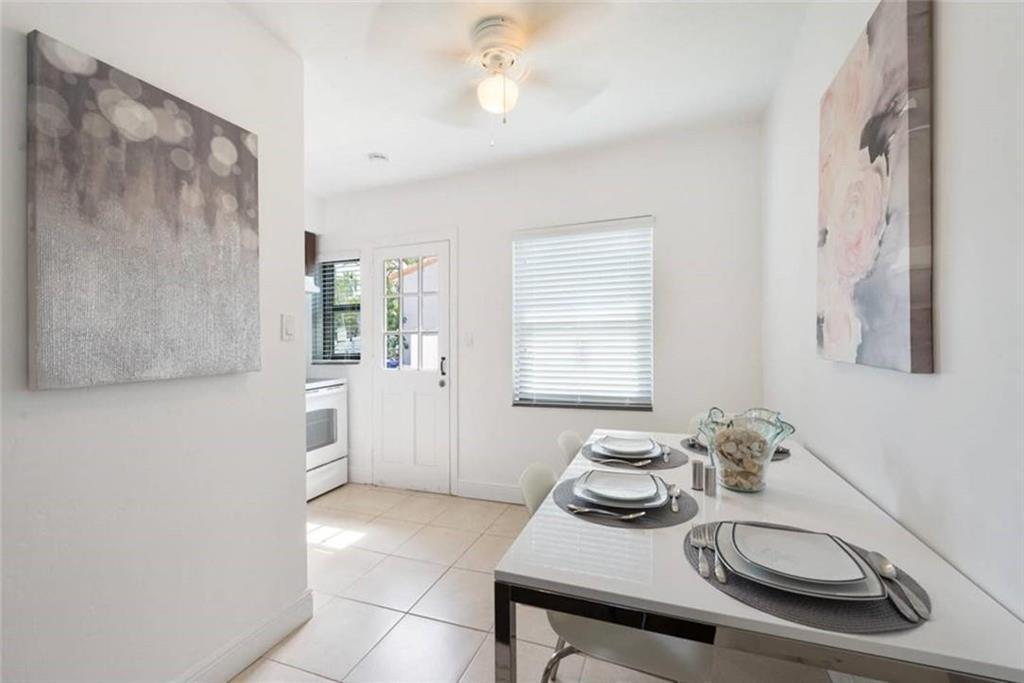 GATEWAY PARK - Residential Lease