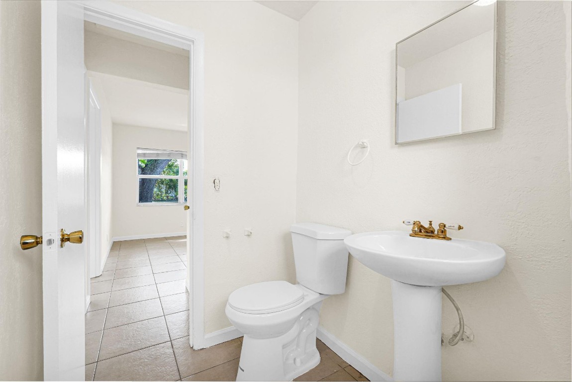 NORTH ANDREWS GARDENS 2ND - Residential Lease