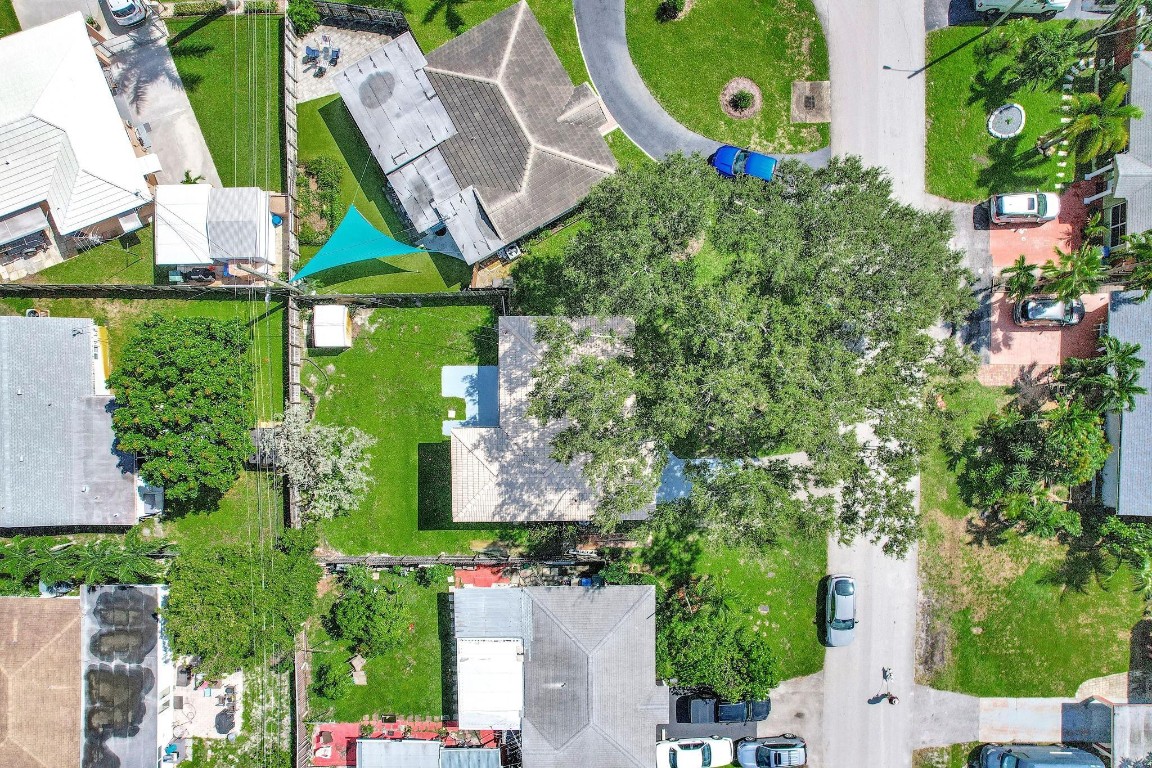 NORTH ANDREWS GARDENS 2ND - Residential Lease