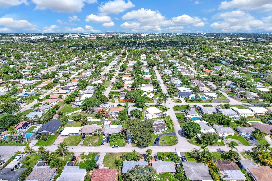 NORTH ANDREWS GARDENS 2ND - Residential Lease